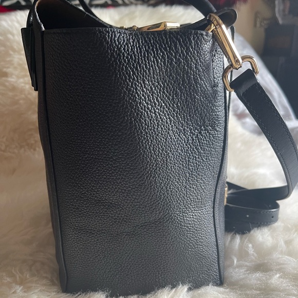 Michael Kors MERCER LEATHER CROSSBODY BAG - Picture 2 of 6